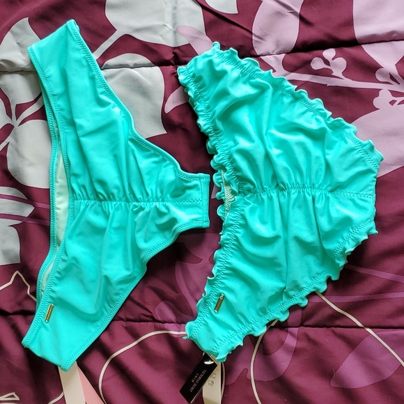 VS bikini bottoms size S bundle - Picture 2 of 4